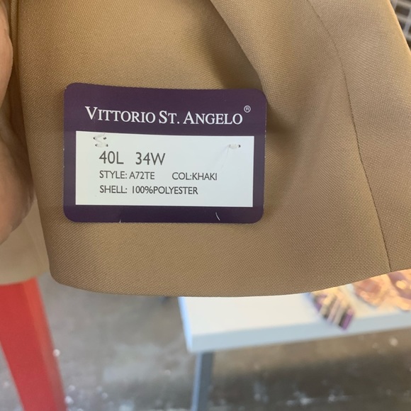 Men Suits - Picture 3 of 6